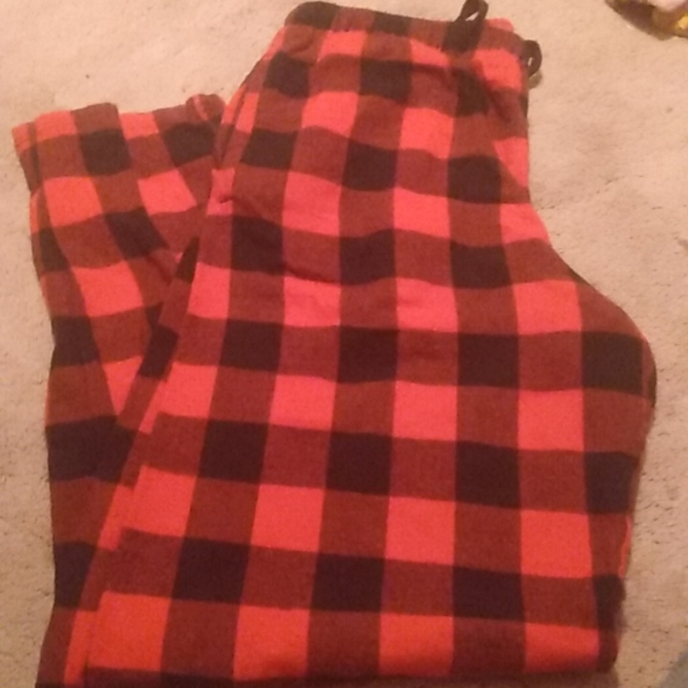 Woman's pajamas bottoms